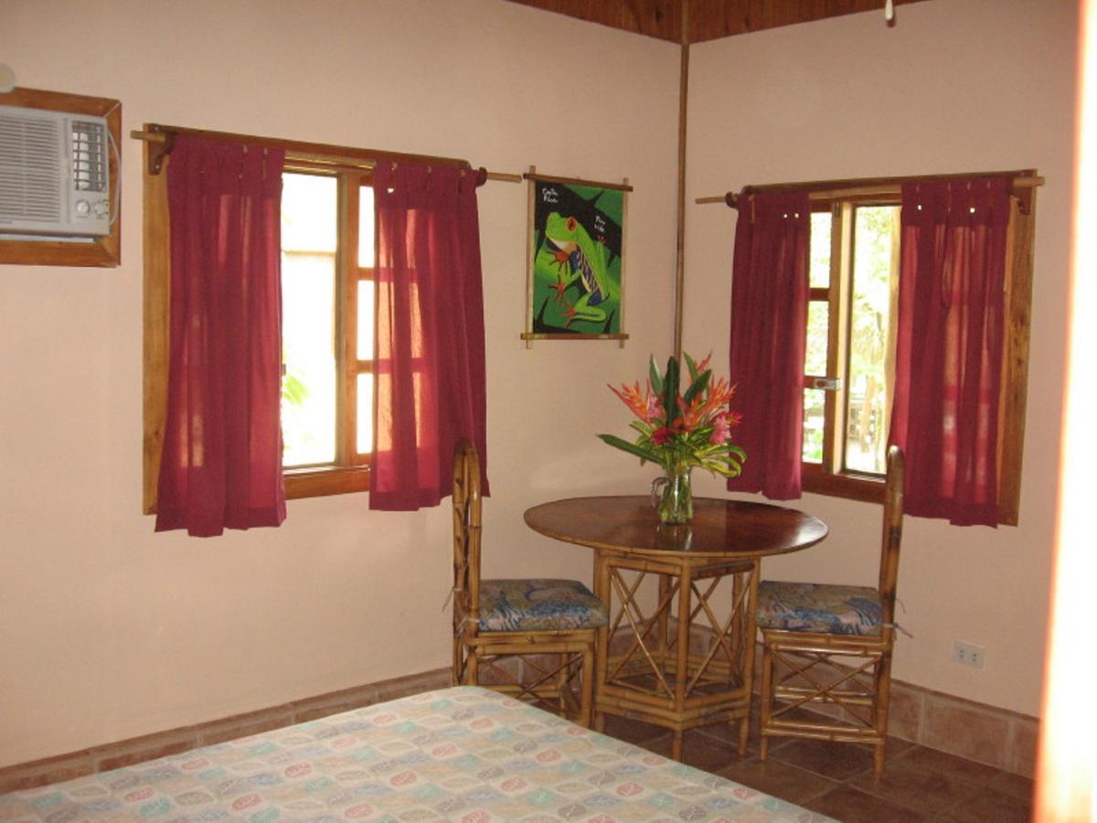 Coconut Grove Oceanfront Cottages Dominical Zewnętrze zdjęcie
