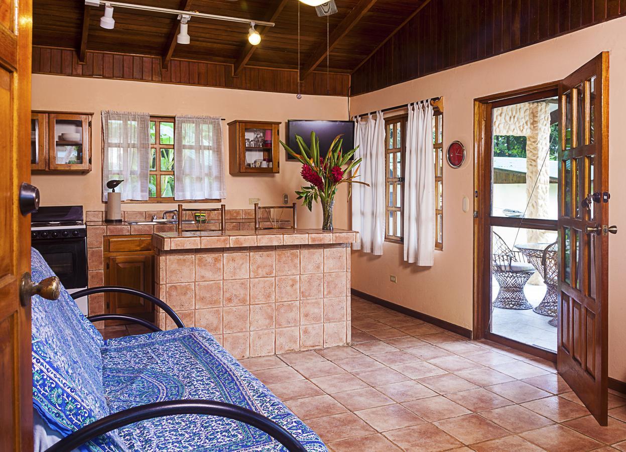 Coconut Grove Oceanfront Cottages Dominical Zewnętrze zdjęcie